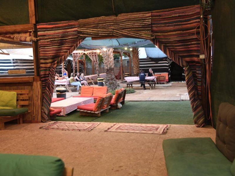 חאן שירת הערבהの写真