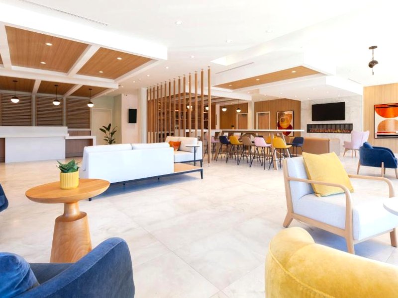 ストラタ ホテル (Strata Hotel)の写真