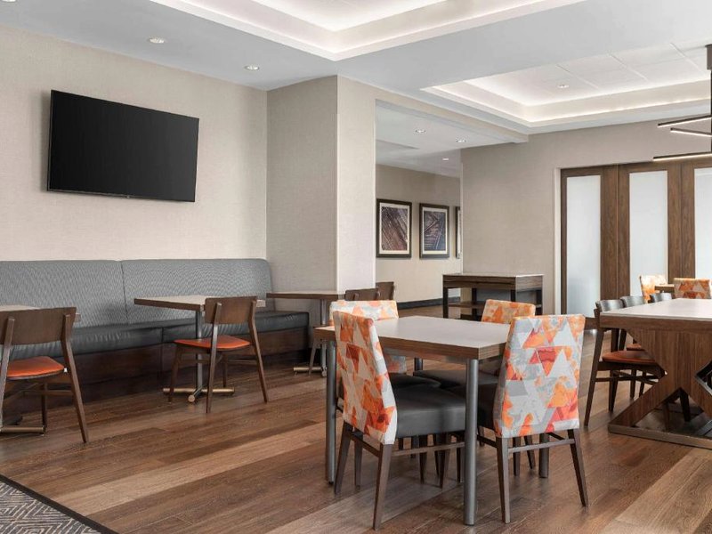 ハンプトン イン バイ ヒルトン キングストン (Hampton Inn by Hilton Kingston)の写真