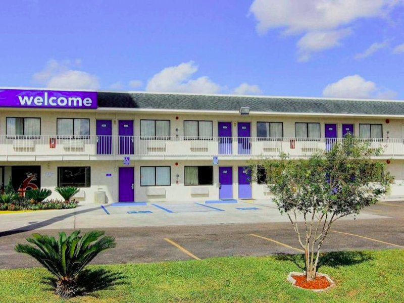 Motel 6 Kingsville, TXの写真