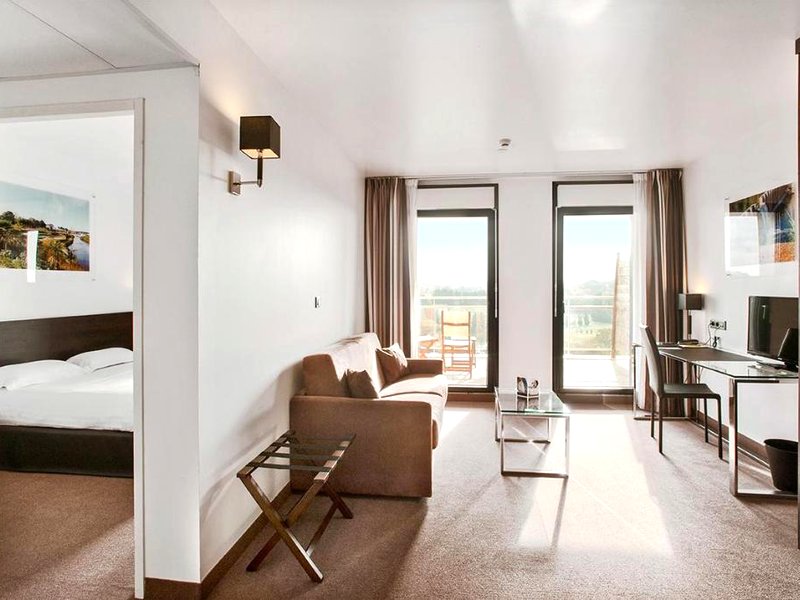 ゴールデン チューリップ ポルニック (Golden Tulip Pornic)の写真