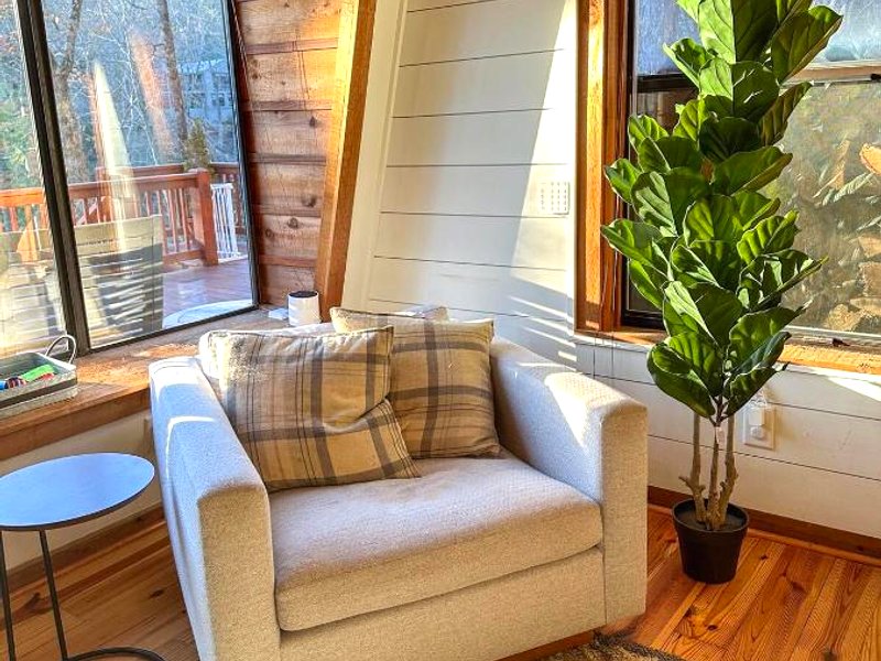 Entire cabin on Lake Sequoyahの写真