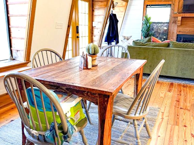 Entire cabin on Lake Sequoyahの写真