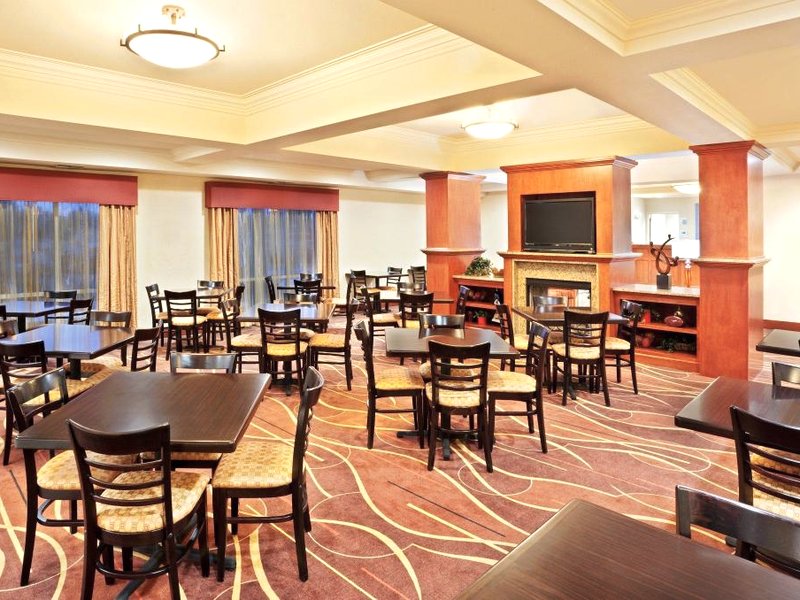 Holiday Inn Express Hotel & Suites Chehalis - Centralia By IHGの写真
