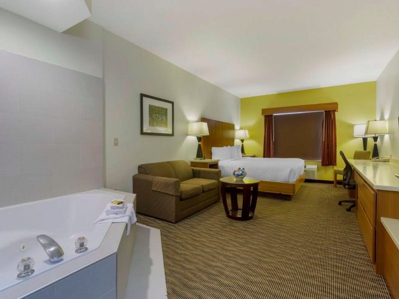 Best Western Plus Park Place Inn and Suitesの写真