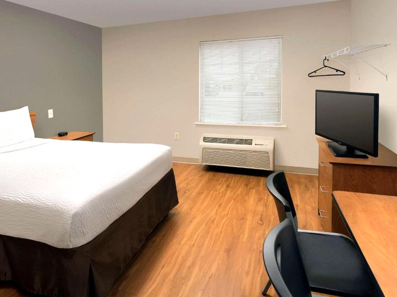 WoodSpring Suites Louisville Clarksvilleの写真