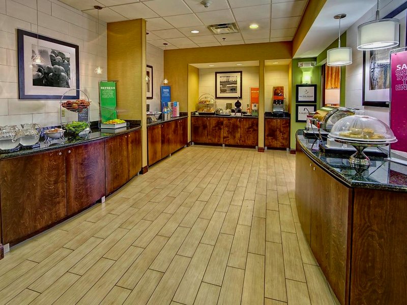 ハンプトン イン クロスビル (Hampton Inn Crossville)の写真