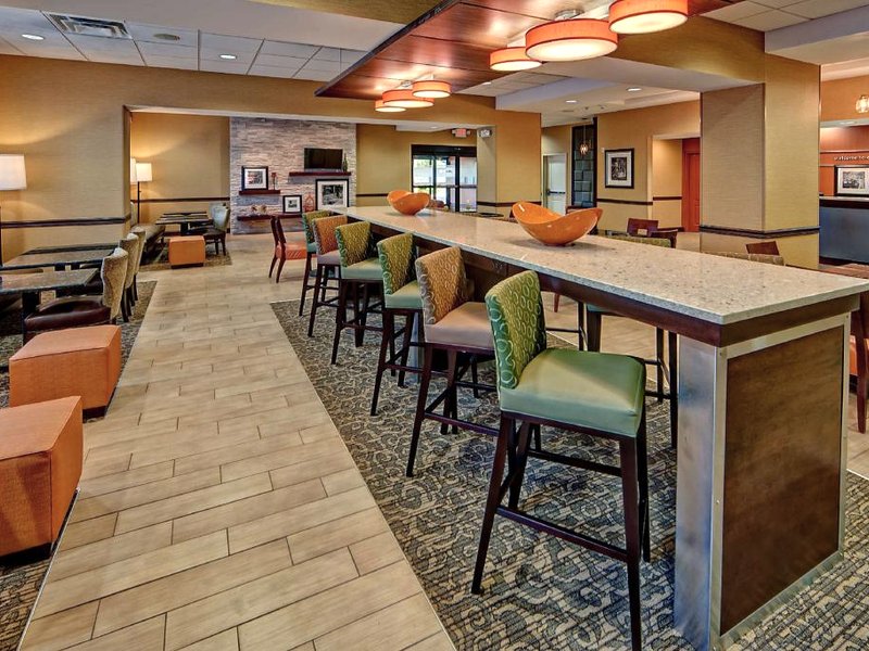 ハンプトン イン クロスビル (Hampton Inn Crossville)の写真