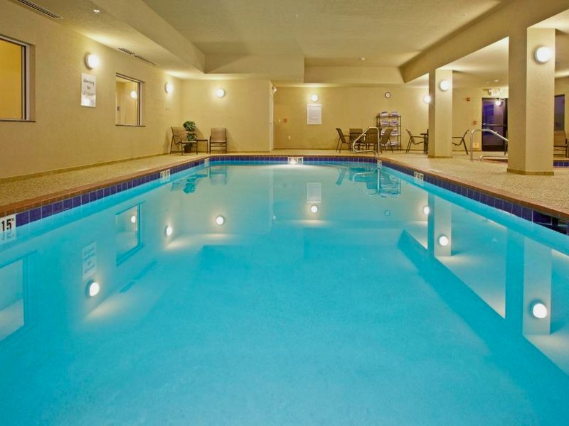 Holiday Inn Express & Suites Ripley By IHGの写真
