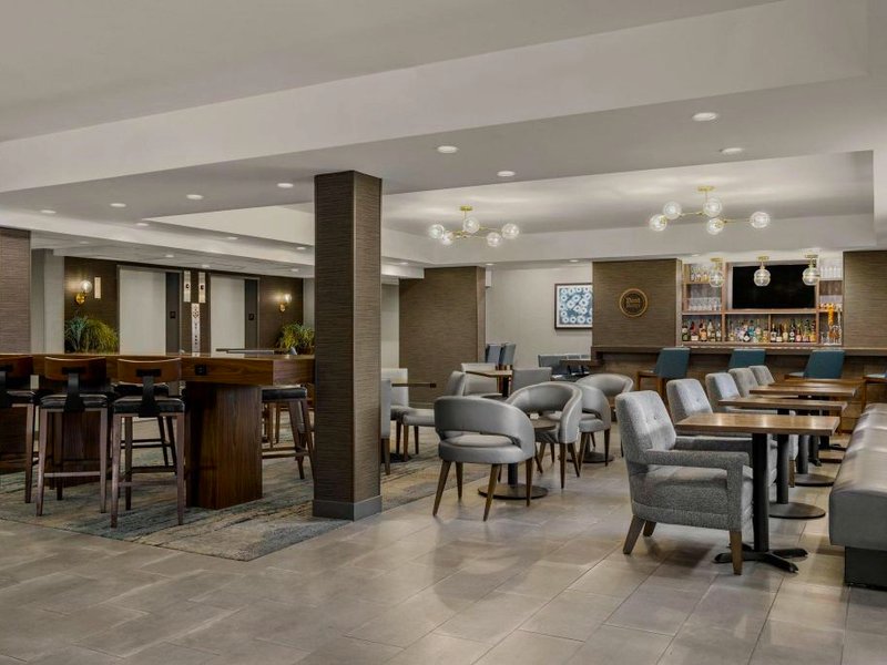 ハンプトン イン シカゴ ウェストチェスター （オーク ブルック） (Four Points by Sheraton Chicago Westchester/Oak Brook)の写真