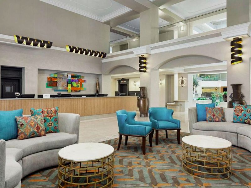 エンバシー スイーツ バイ ヒルトン サンタアナ オレンジカウンティ エアポート (Embassy Suites by Hilton Santa Ana Orange County Airport)の写真