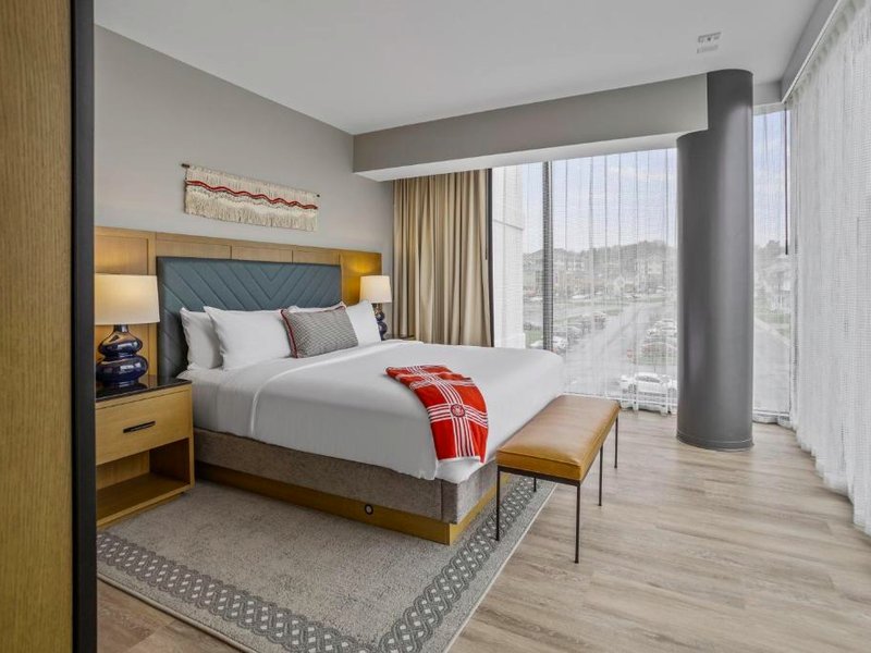 The Highlander at Radford, Tapestry Collection by Hiltonの写真