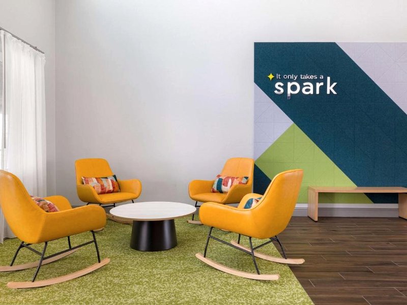 スパーク バイ ヒルトン サンタネラ (Spark by Hilton Santa Nella)の写真
