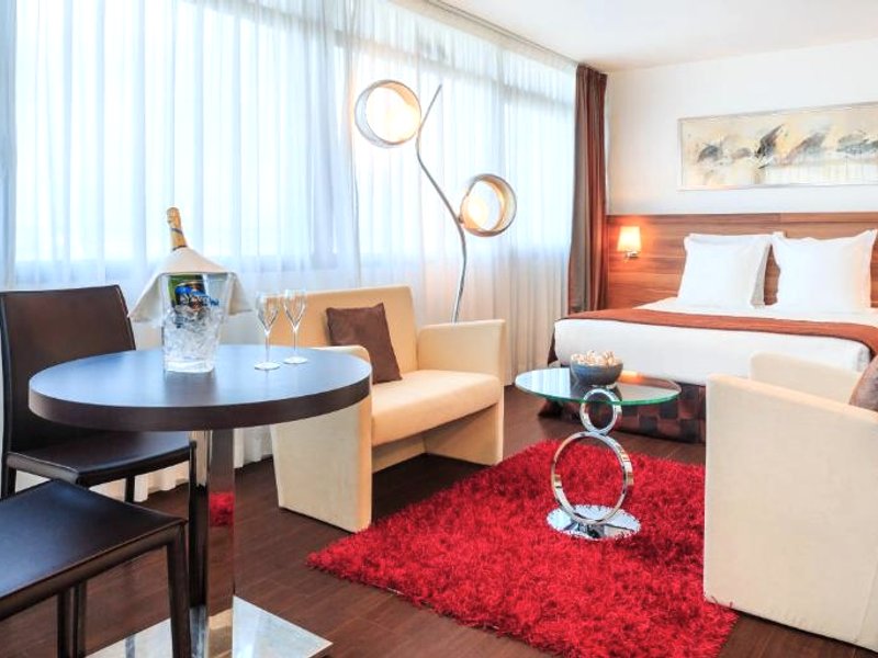 Hotel Gatsby by HappyCultureの写真