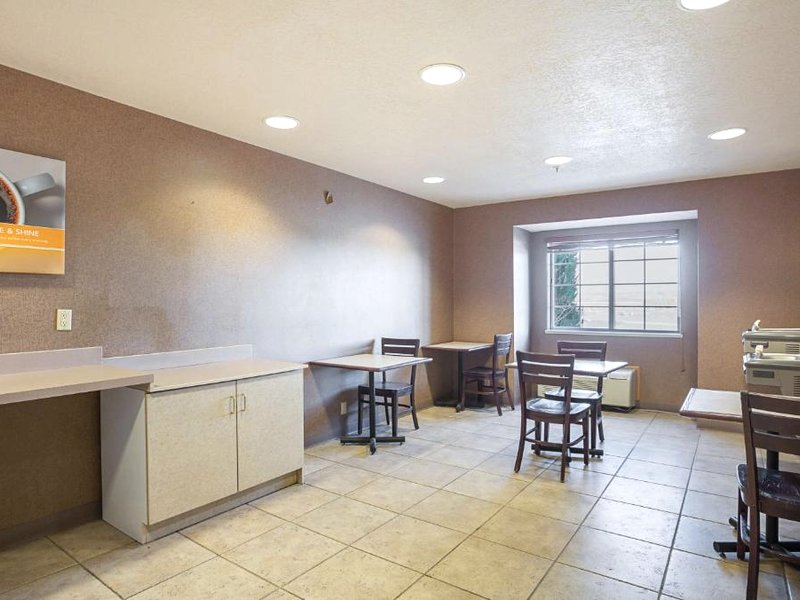 Motel 6 Bernalillo, NMの写真