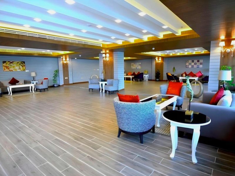 ゴールデン ブジャリ アル ダーラン ホテル (Golden Bujari Al Dhahran Hotel)の写真