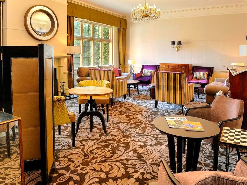 ザ クラウン マナー ハウス ホテル (The Crown Manor House Hotel)の写真