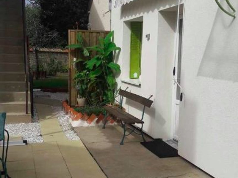 Chambre agréable au fond du jardin (Chambre agreable au fond du jardin)の写真