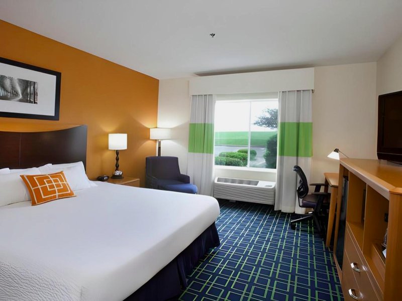 フェアフィールド イン リッチモンド (Fairfield Inn Richmond)の写真