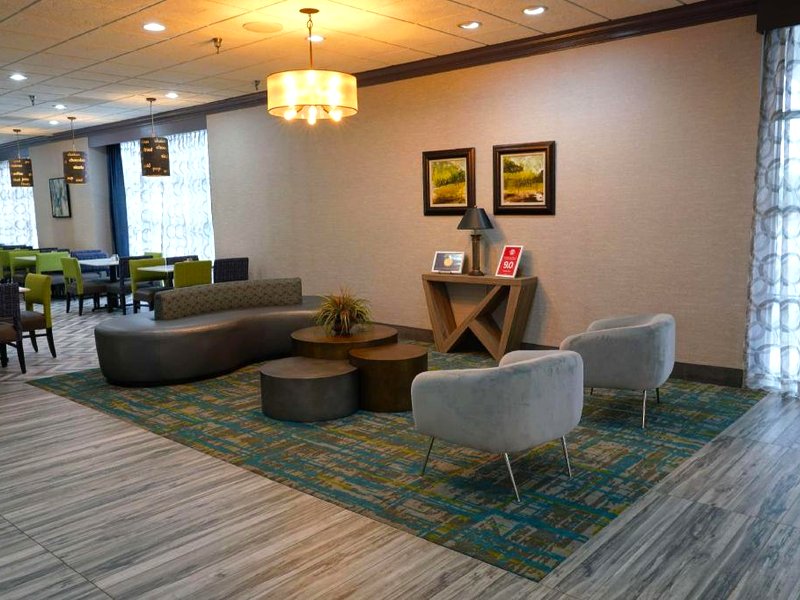 ベストウェスタン プラス モリスタウン カンファレンス センター ホテル (Best Western Plus Morristown Conference Center Hotel)の写真