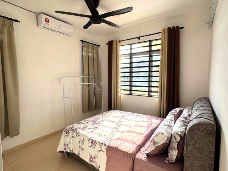 ［ダマイ ラウト］一軒家（m²）｜ 1ベッドルーム／2バスルーム (Teduh Segari Homestay - Kuntum Kemboja)の写真