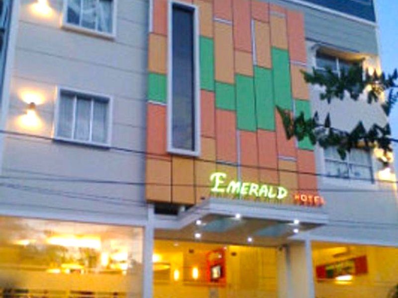 エメラルド ホテル (Emerald Hotel)の写真
