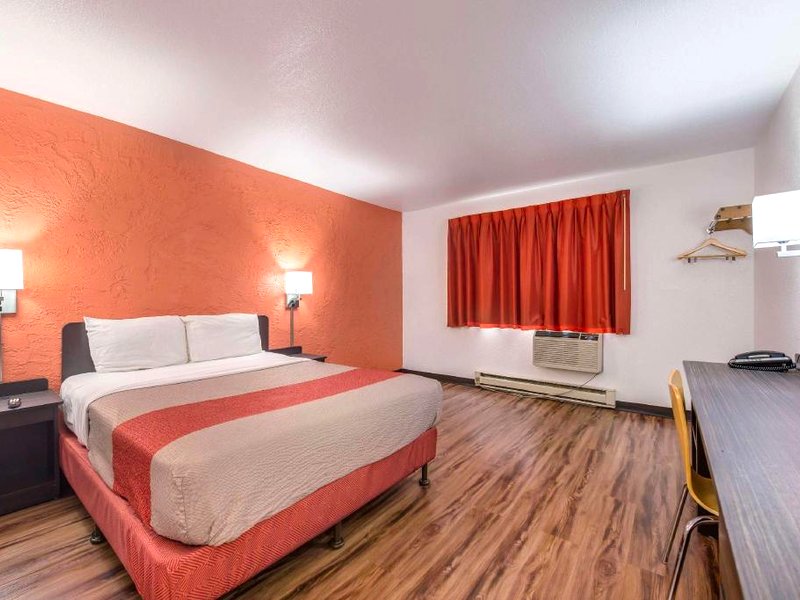 Motel 6 Saint Paul, MN - I-94の写真