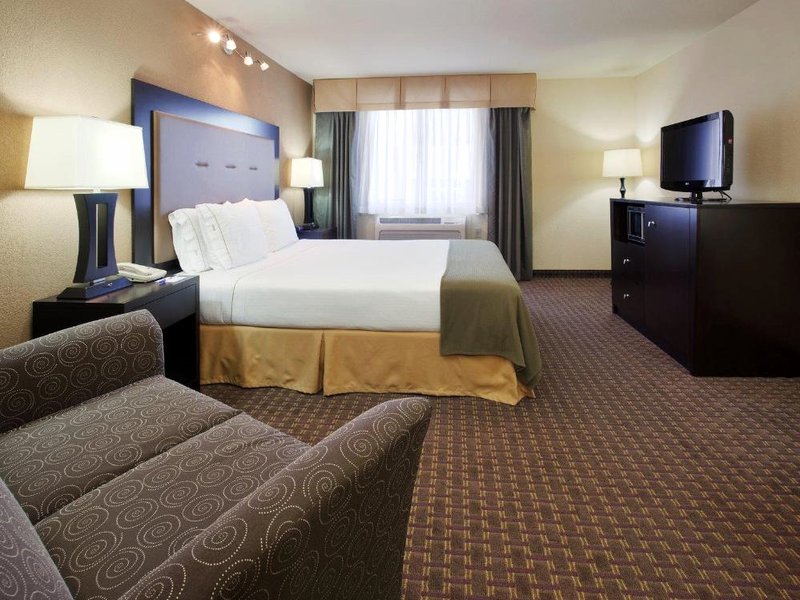 Holiday Inn Express Hotel Union City By IHGの写真