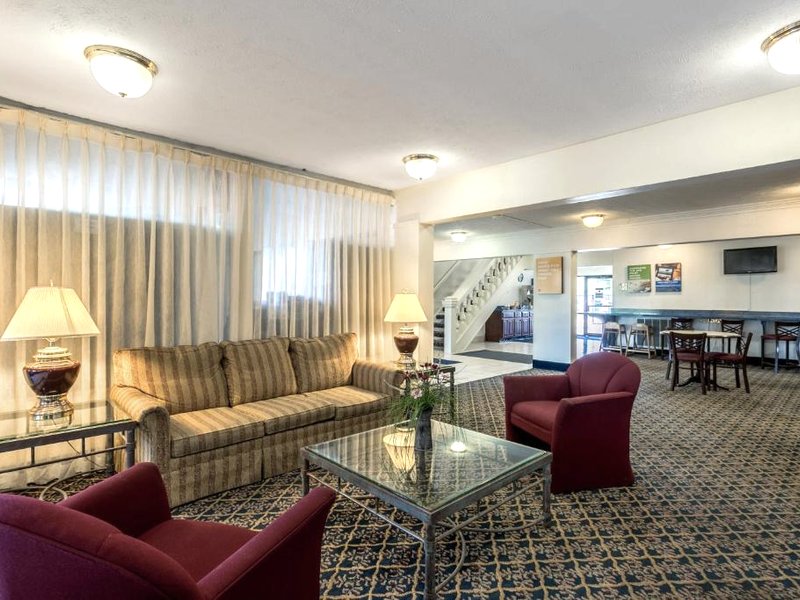 Americas Best Value Inn Edgewoodの写真