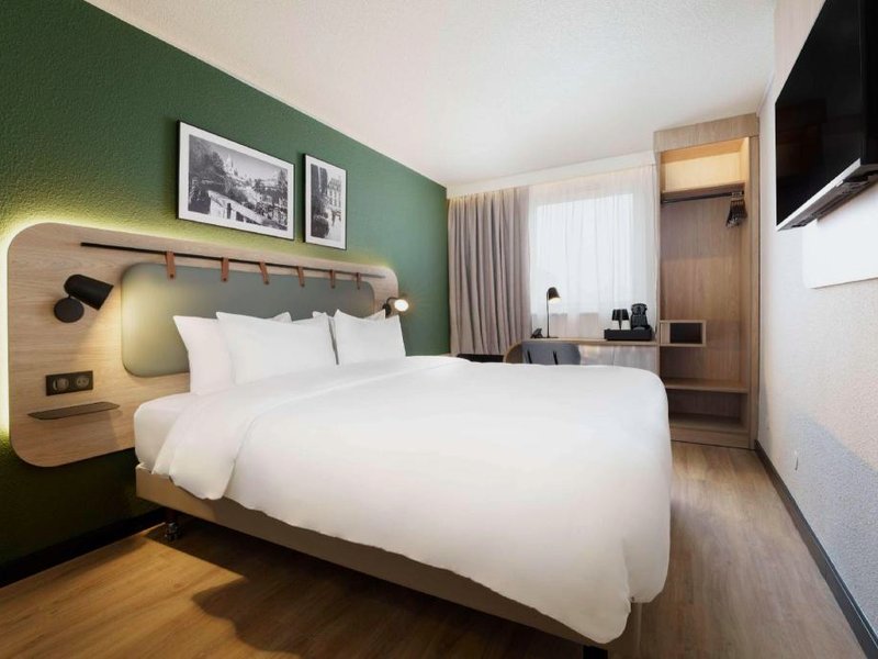 カンパニール ホテル アルジャントゥイユ (Campanile Hotel Argenteuil)の写真