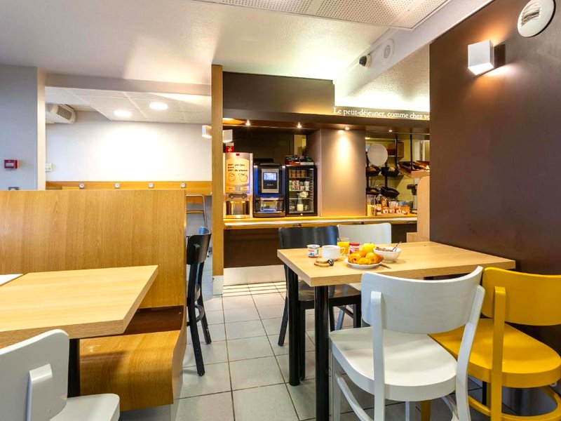 B&B HOTEL CHARTRES Le Forumの写真