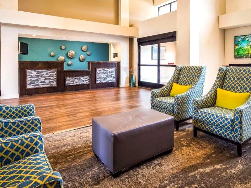 ベストウェスタン プラス ヤドキン バレー イン&スイーツ (Best Western Plus Yadkin Valley Inn & Suites)の写真