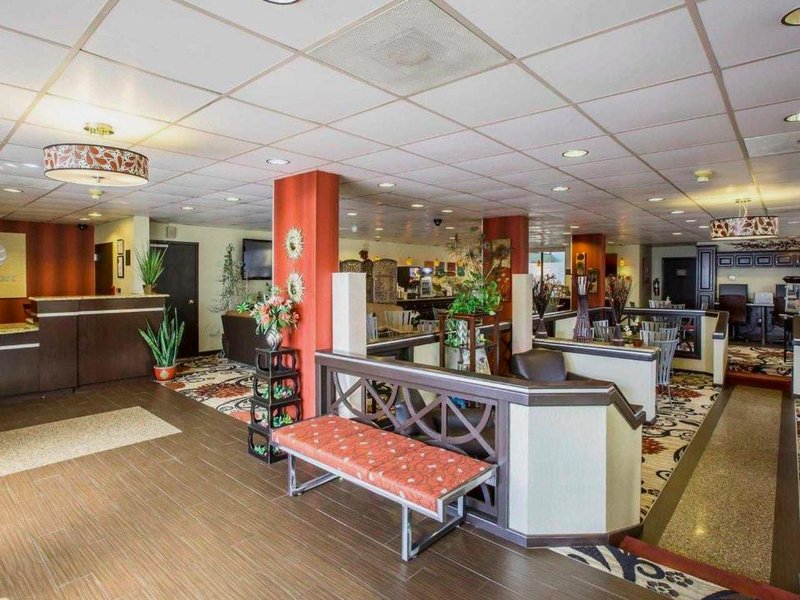 クオリティ イン ジョーンズビル インターステート 77 (Quality Inn Jonesville I-77)の写真