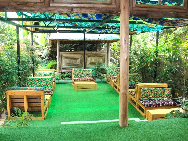 Highway 24 Lounge Masakaの写真