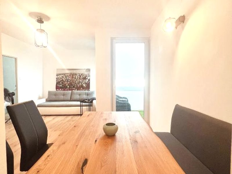 Wohnung mit wunderschönem Seeblick (Wohnung mit wunderschonem Seeblick)の写真