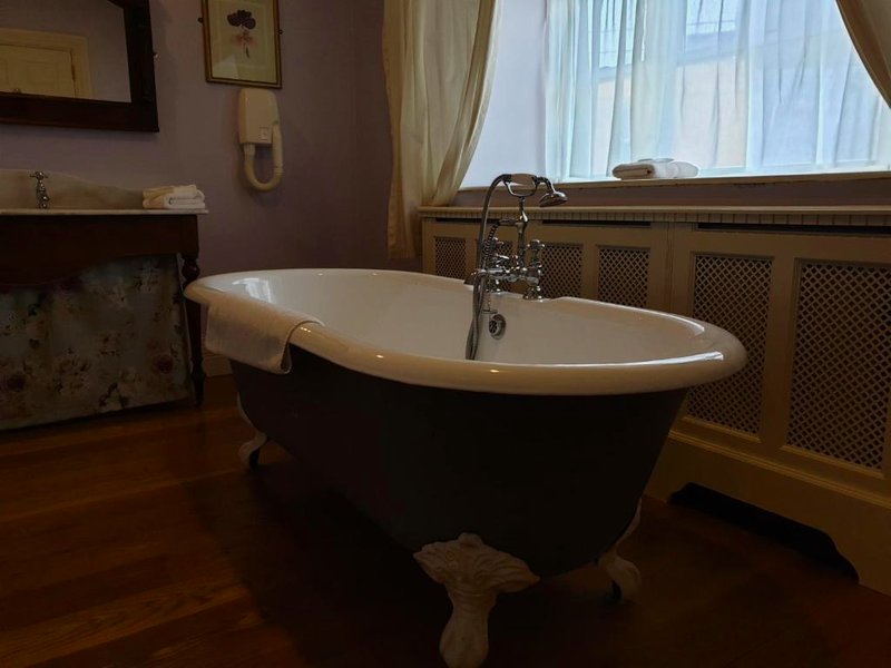 The Listowel Arms Hotelの写真