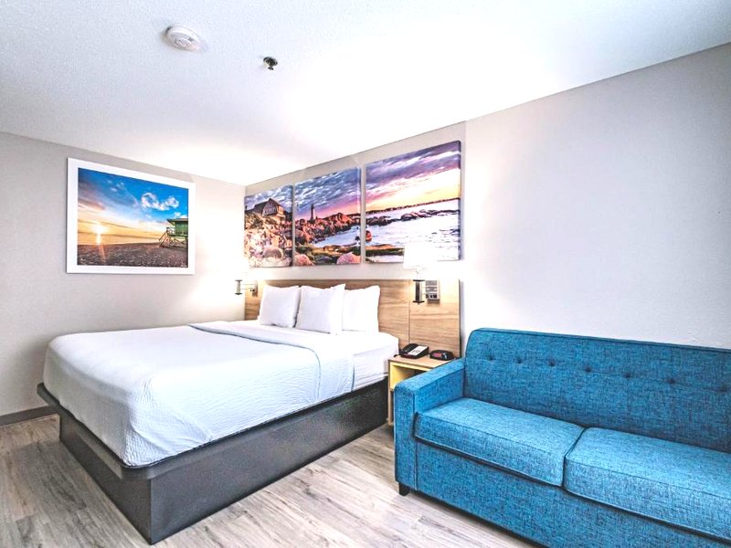 Days Inn by Wyndham Brunswick Bath Areaの写真