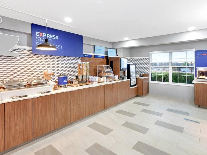 Holiday Inn Express & Suites Port Washington By IHGの写真