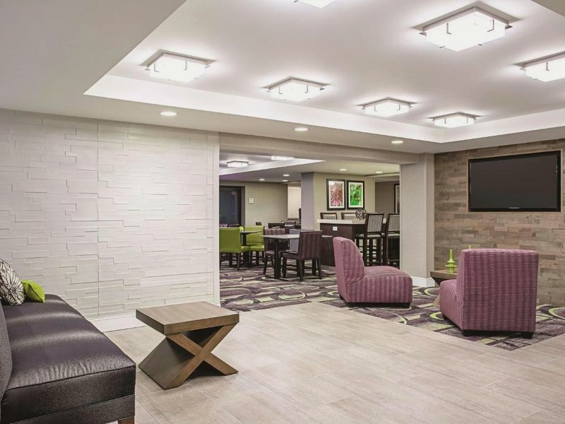 ラ キンタ イン & スイーツ バイ ウィンダム ボルチモア N / ホワイト マーシュ (La Quinta Inn & Suites by Wyndham Baltimore N / White Marsh)の写真