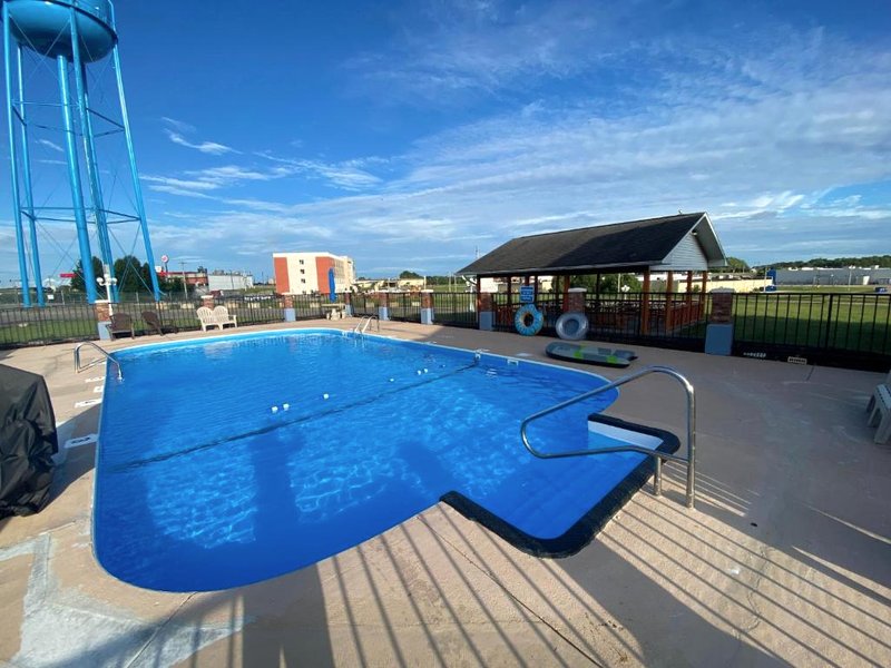 デイズ イン バイ ウィンダム ペリービル (Days Inn by Wyndham Perryville)の写真