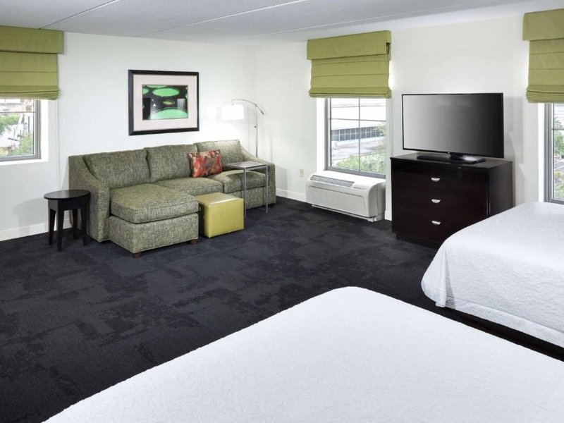Hampton Inn & Suites Gainesville-Downtownの写真