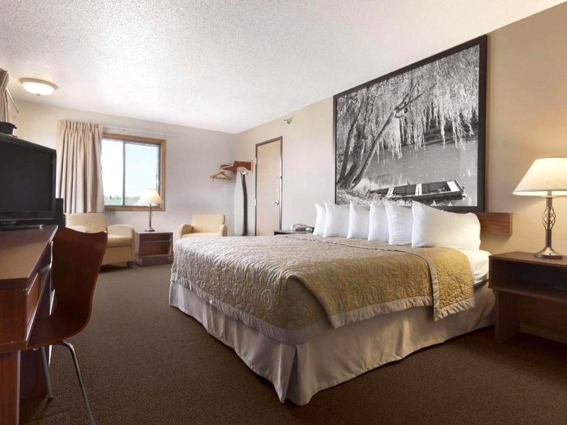 スーパー 8 バイ ウインダム スー フォールズ 41ST ストリート (Super 8 By Wyndham Sioux Falls/41St Street)の写真