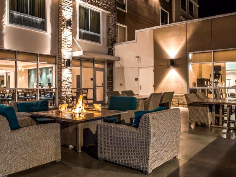ベストウェスタン プラス ボリバー ホテル&スイーツ (Best Western Plus Bolivar Hotel & Suites)の写真