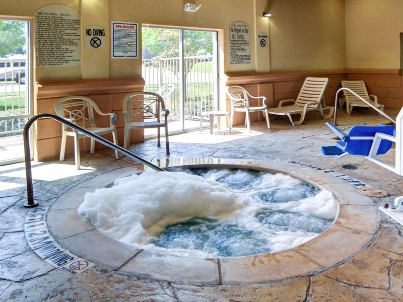 コンフォート スイーツ (Comfort Suites)の写真