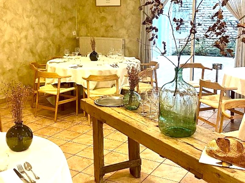 Logis Hotel & Restaurant Le Cheval Blanc et Clovisの写真