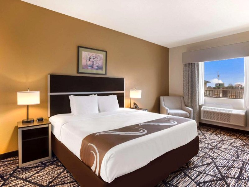 Quality Inn & Suites Pearl-Jacksonの写真