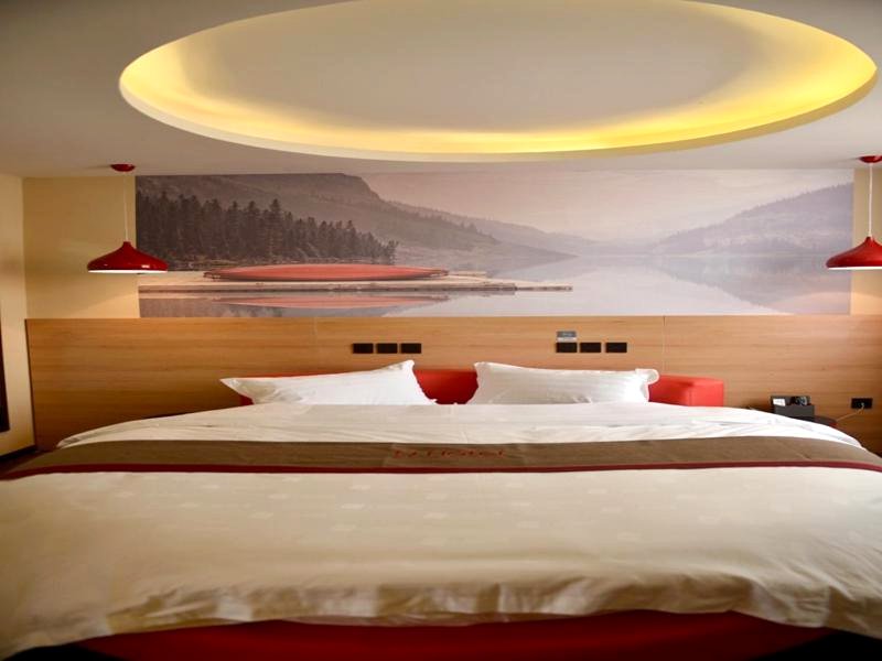 サンク イン プラス ホテル シュヂョウ グロウ ダフアンシャン (Thank Inn Plus Hotel Xuzhou Gulou Dahuangshan)の写真
