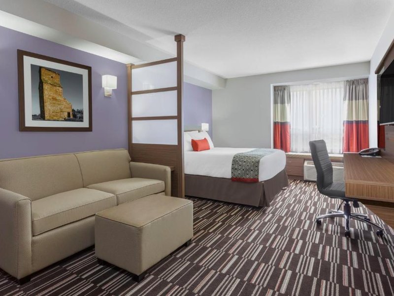 Microtel Inn & Suites by Wyndham Fort McMurrayの写真
