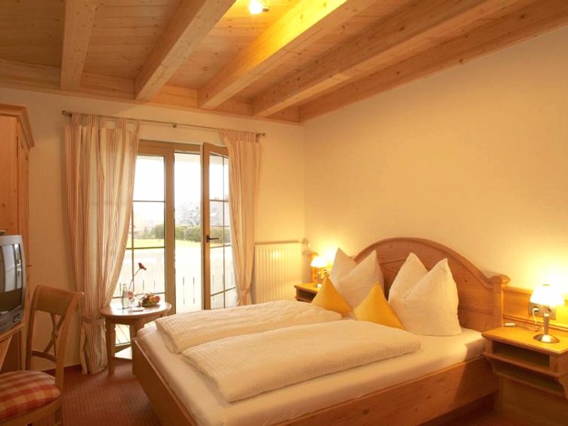 Landhotel Haringerhof mit Saunawelt und Naturbadeteichの写真