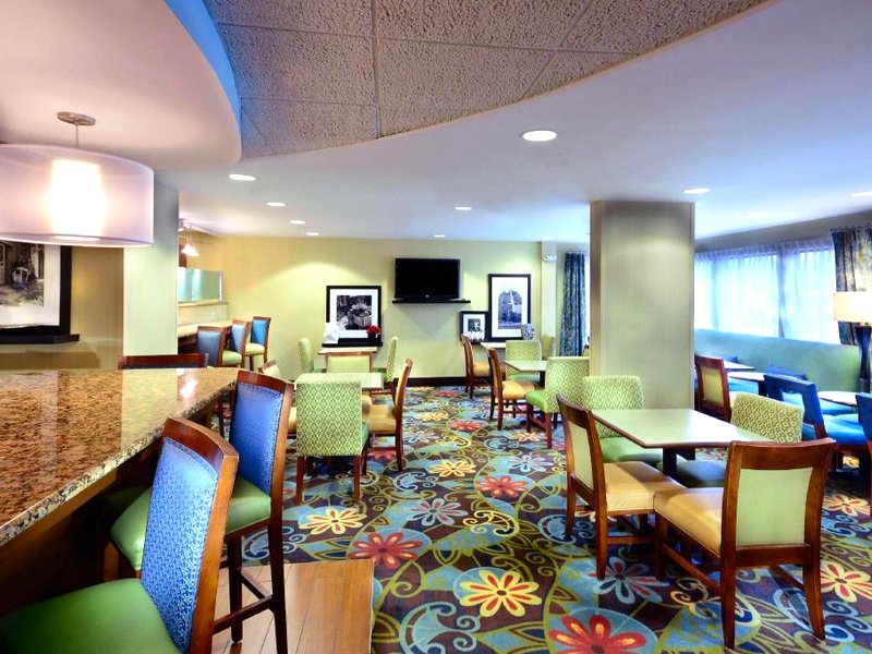 Hampton Inn Raleigh/Town of Wake Forestの写真